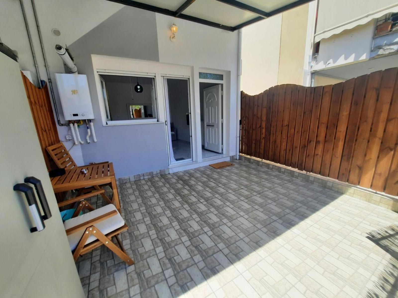 House B Diavata, Thessaloniki Διαμέρισμα Εξωτερικό φωτογραφία